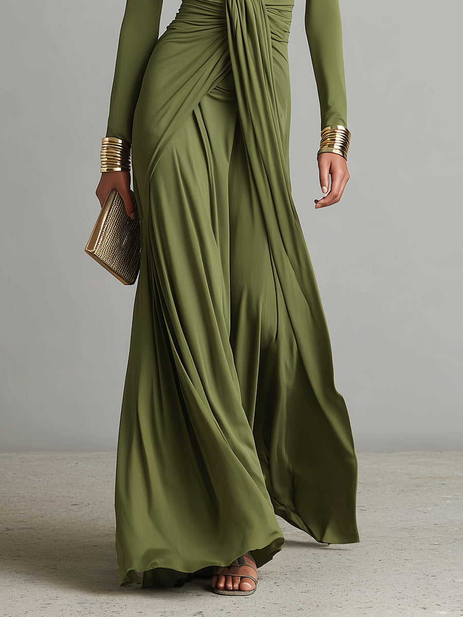 Abito Maxi Verde Oliva in Seta con Scollo a V e Dettagli Arricciati