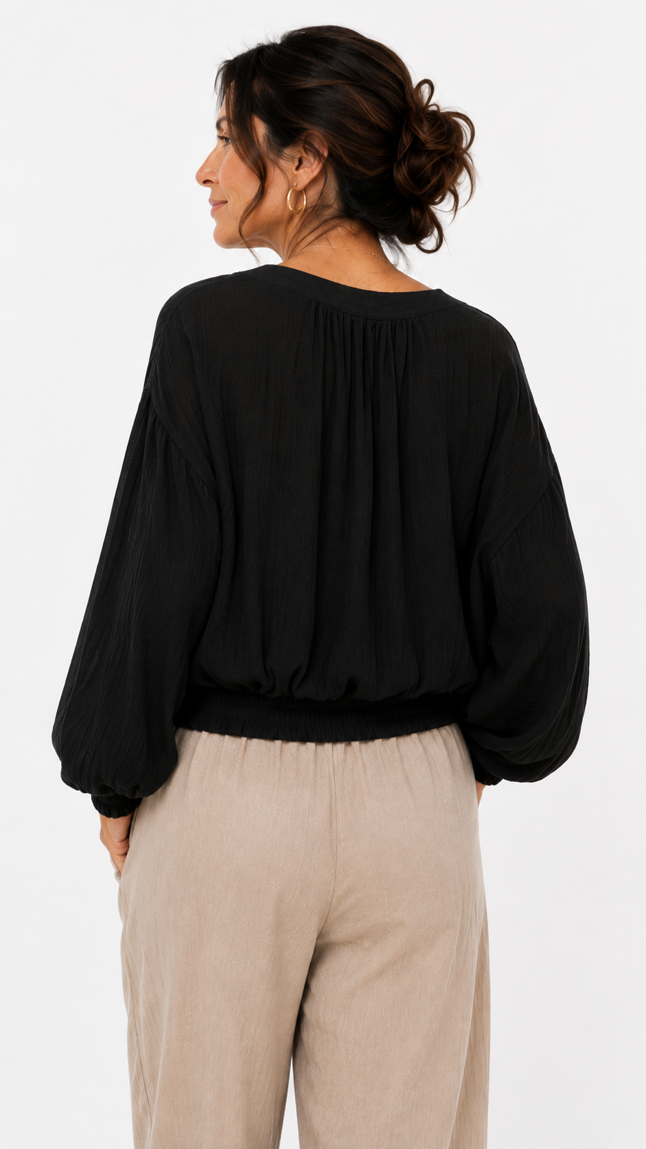 Blusa Valentina – Leggera, Elegante e Raffinata