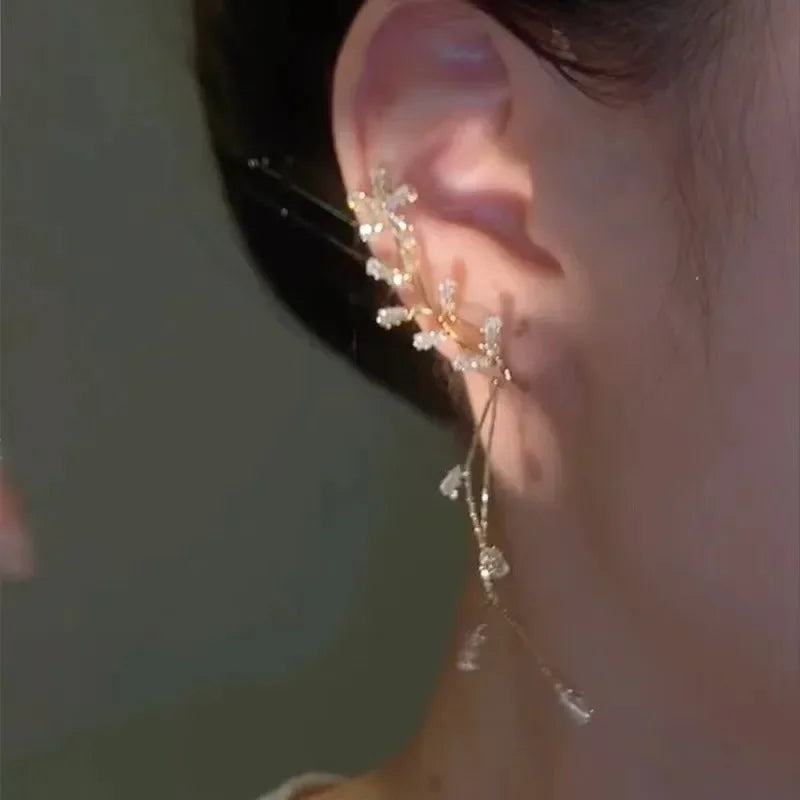Stellar Petal Ear Cuff
