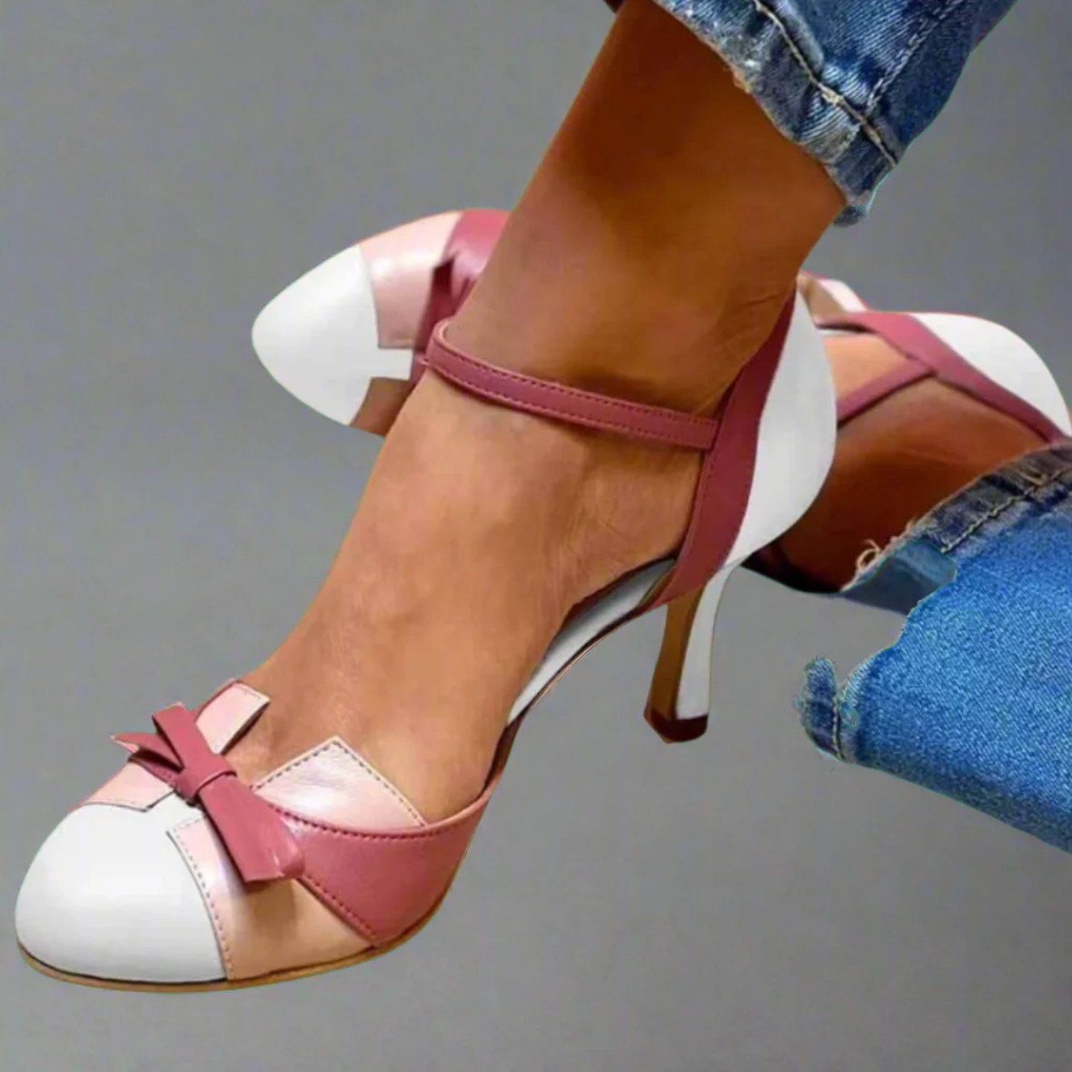 Sandali color block eleganti con tacco sottile
