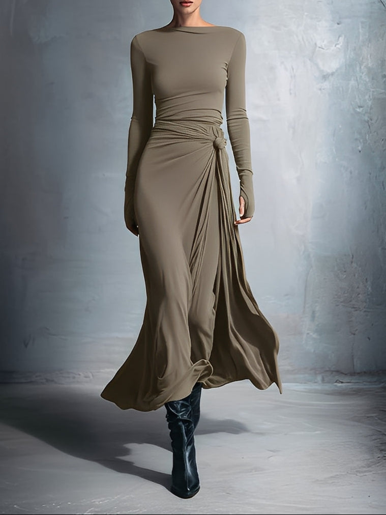 Abito maxi con nodo laterale